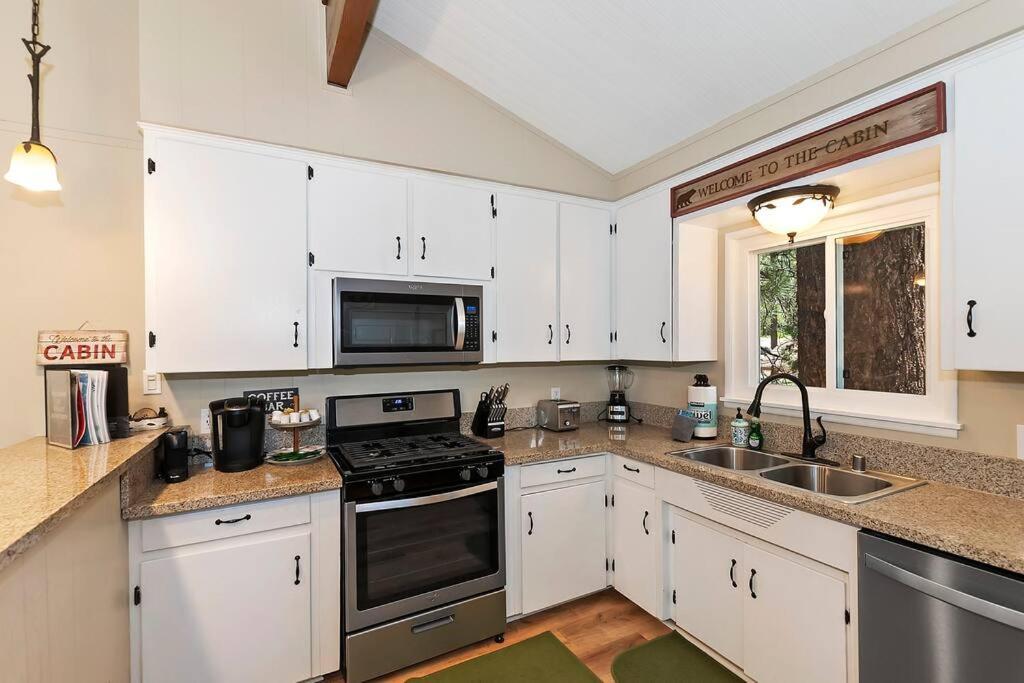 Chalet Monterey W/Hot Tub - Big Decks/Bbq Villa Big Bear Lake Exterior foto